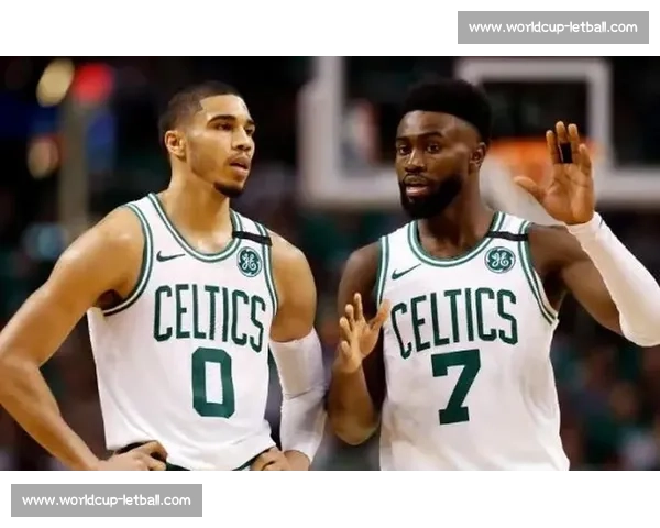 战线拉锯！NBA交易汇总揭秘，各队都在下一盘什么棋